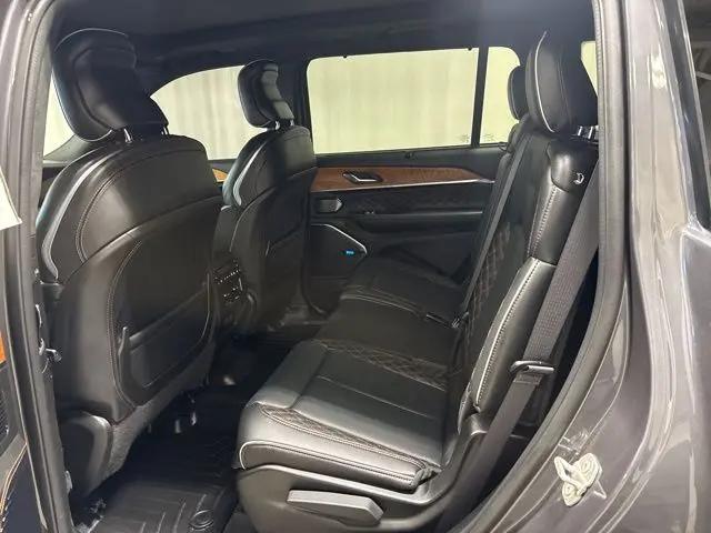 2024 Jeep Grand Cherokee L Summit Reserve