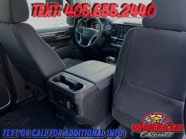 2023 Chevrolet Silverado 1500 4WD Crew Cab Short Bed RST
