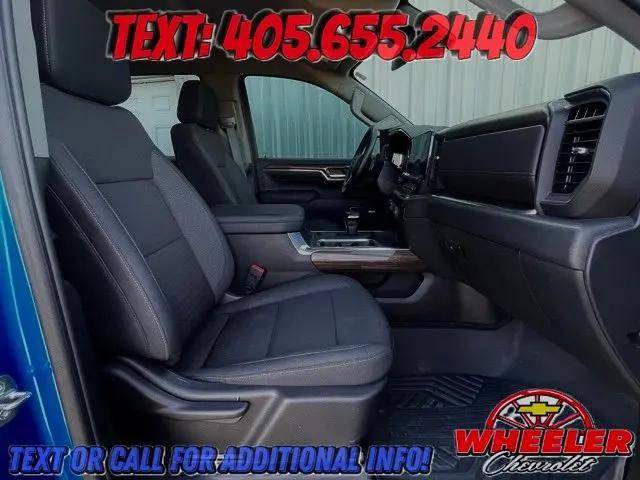 2023 Chevrolet Silverado 1500 4WD Crew Cab Short Bed RST