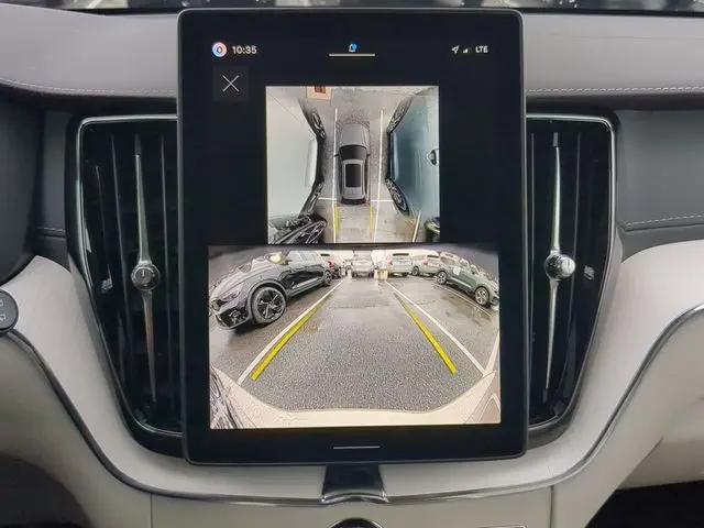 2026 Volvo XC60 B5 Ultra