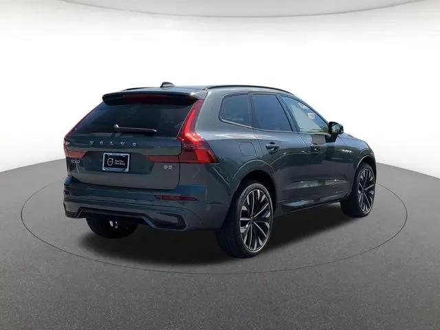 2026 Volvo XC60 B5 Ultra