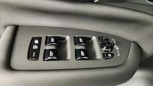 2026 Volvo XC90 Plug-In Hybrid Ultra, T8 AWD, Electric/Gasoline, Bright, 7 Seats