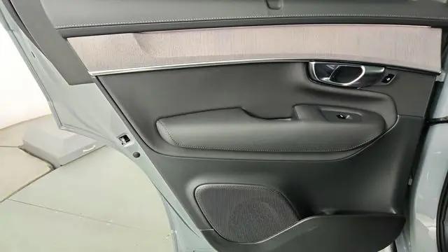 2026 Volvo XC90 Plug-In Hybrid Ultra, T8 AWD, Electric/Gasoline, Bright, 7 Seats