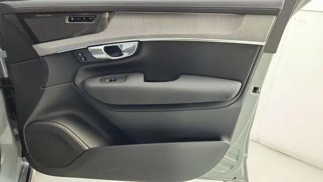 2026 Volvo XC90 Plug-In Hybrid Ultra, T8 AWD, Electric/Gasoline, Bright, 7 Seats