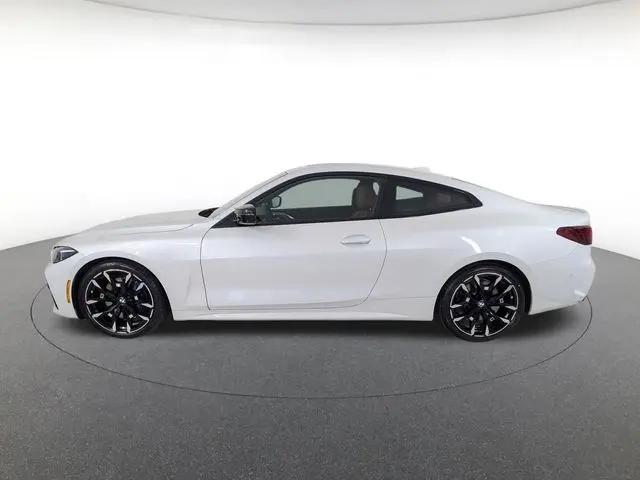 2025 BMW M4 M440i
