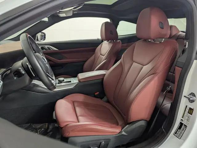 2025 BMW M4 M440i