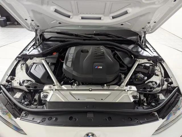 2025 BMW M4 M440i