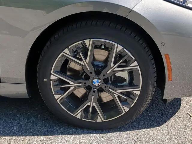2026 BMW Coupe xDrive