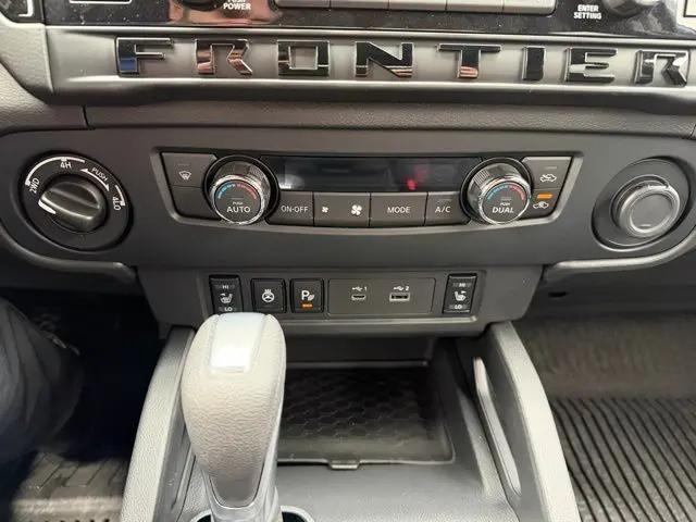 2026 Nissan Frontier Crew Cab SV 4x4