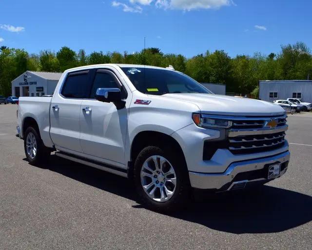 2022 Chevrolet Silverado 1500 4WD Crew Cab Short Bed LTZ