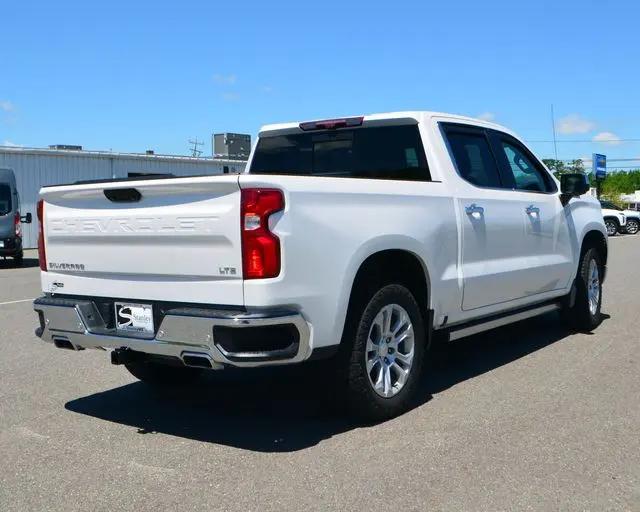 2022 Chevrolet Silverado 1500 4WD Crew Cab Short Bed LTZ