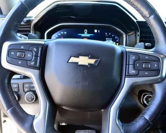 2022 Chevrolet Silverado 1500 4WD Crew Cab Short Bed LTZ