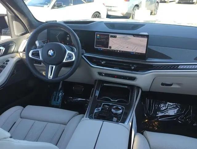 2026 BMW X7 M60i