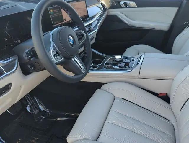 2026 BMW X7 M60i
