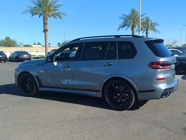 2026 BMW X7 M60i