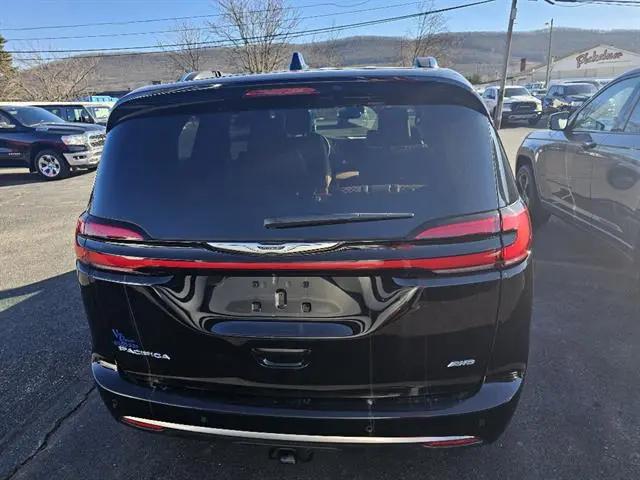 2024 Chrysler Pacifica Pinnacle AWD