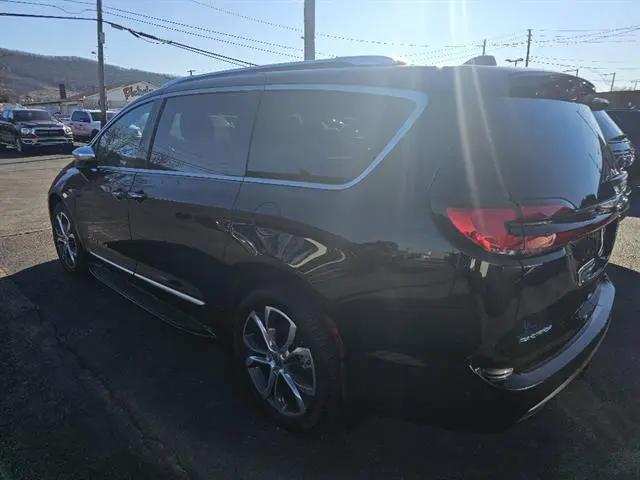 2024 Chrysler Pacifica Pinnacle AWD