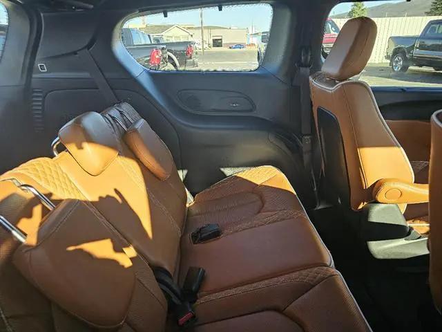 2024 Chrysler Pacifica Pinnacle AWD