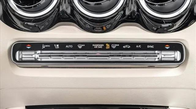 2026 Mercedes-Benz GLB 4MATIC