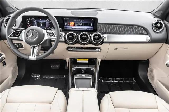 2026 Mercedes-Benz GLB 4MATIC