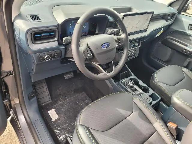 2025 Ford Maverick Lobo Standard