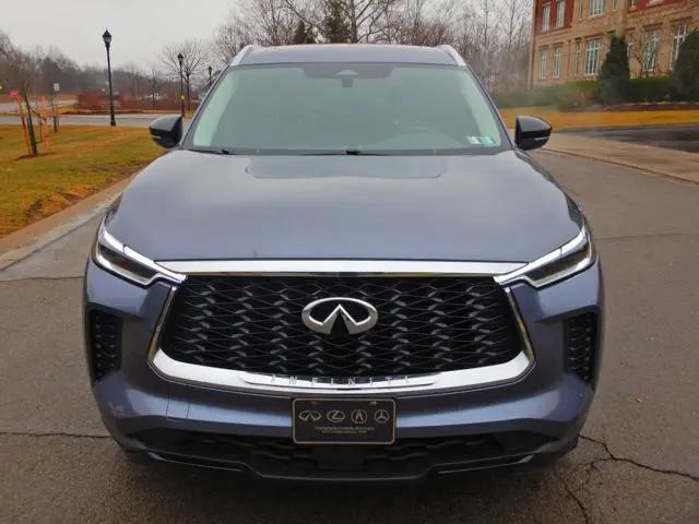 2023 INFINITI QX60 LUXE AWD