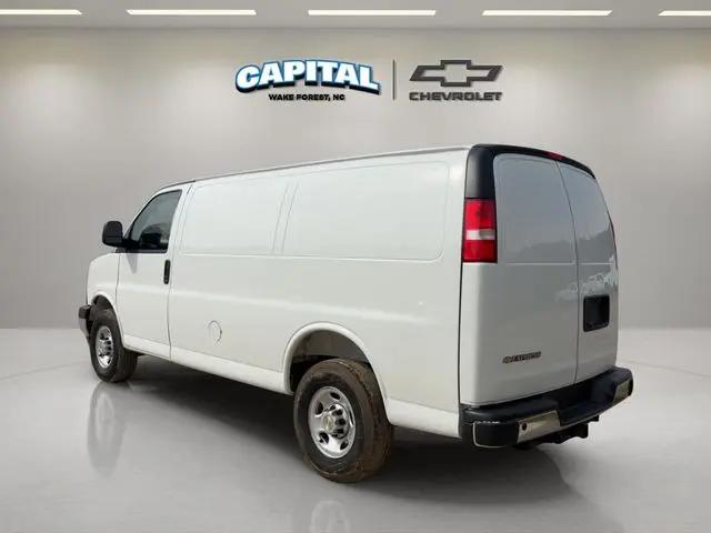 2026 Chevrolet Express Cargo Van 2500 Regular Wheelbase, WT, RWD