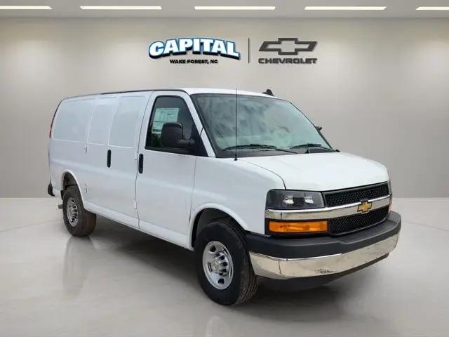 2026 Chevrolet Express Cargo Van 2500 Regular Wheelbase, WT, RWD