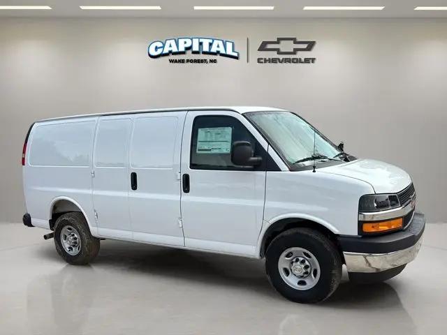 2026 Chevrolet Express Cargo Van 2500 Regular Wheelbase, WT, RWD