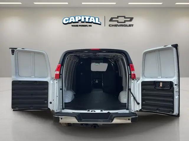2026 Chevrolet Express Cargo Van 2500 Regular Wheelbase, WT, RWD