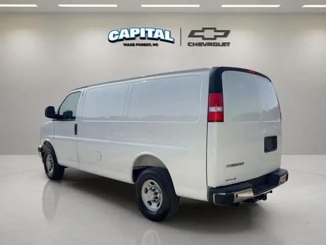 2026 Chevrolet Express Cargo Van 2500 Regular Wheelbase, WT, RWD