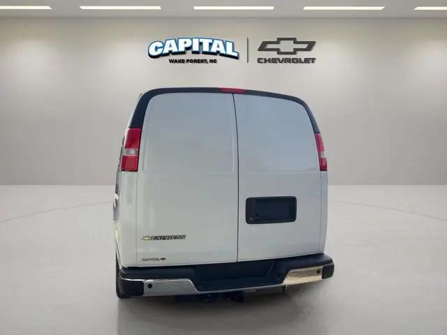 2026 Chevrolet Express Cargo Van 2500 Regular Wheelbase, WT, RWD