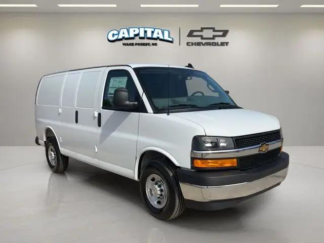 2026 Chevrolet Express Cargo Van 2500 Regular Wheelbase, WT, RWD