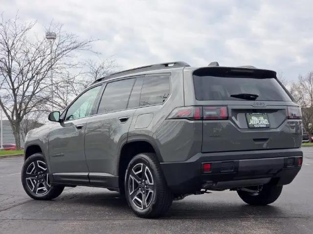 2026 Jeep Cherokee Laredo 4x4
