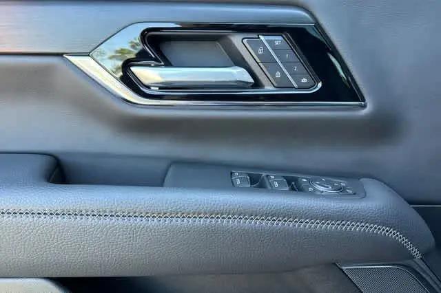 2026 GMC Yukon 4WD Denali