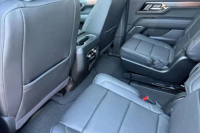 2026 GMC Yukon 4WD Denali