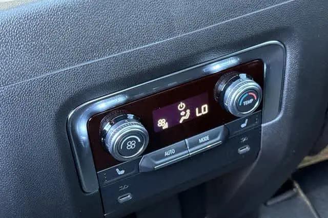 2026 GMC Yukon 4WD Denali