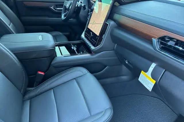 2026 GMC Yukon 4WD Denali
