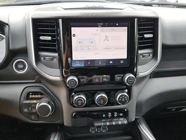 2026 Ram 1500 Express Crew Cab 4x4 57 Box