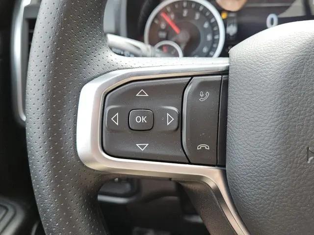 2026 Ram 1500 Express Crew Cab 4x4 57 Box