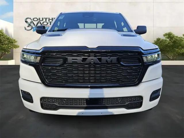 2026 Ram 1500 Express Crew Cab 4x4 5'7" Box
