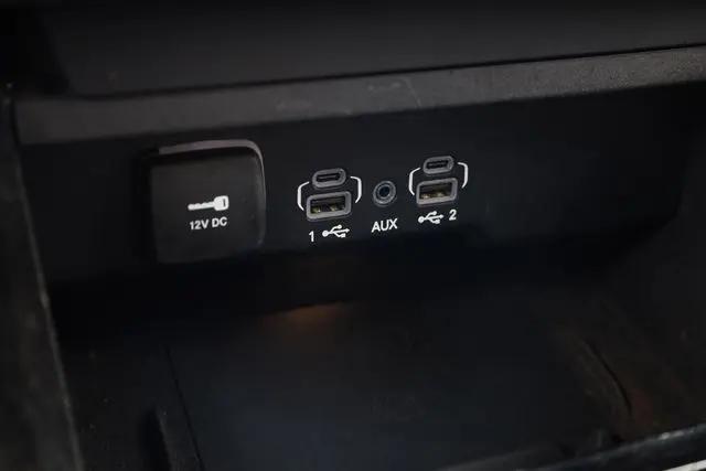 2023 Jeep Grand Wagoneer 4x4