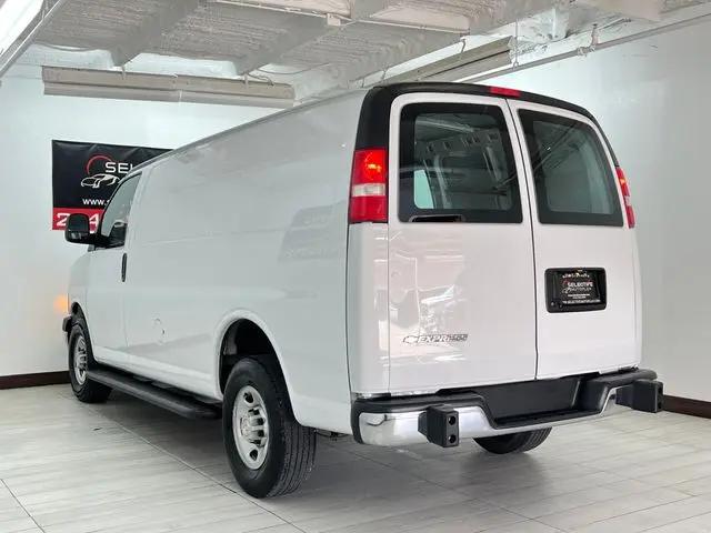 2023 Chevrolet Express Cargo Van RWD 2500 Regular Wheelbase WT