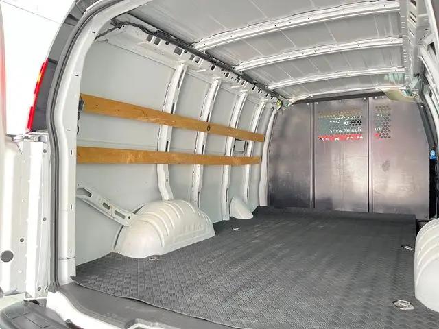 2023 Chevrolet Express Cargo Van RWD 2500 Regular Wheelbase WT