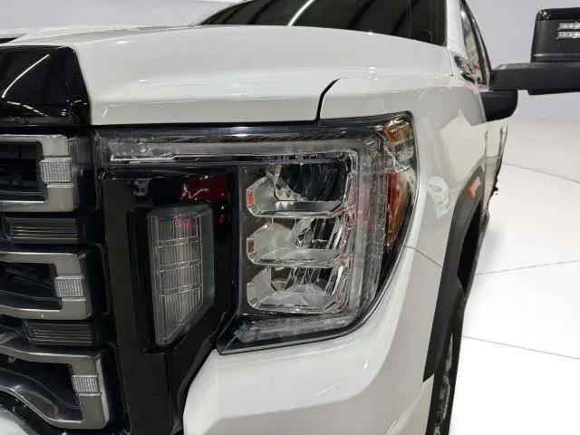 2022 GMC Sierra 2500HD 4WD Crew Cab Standard Bed AT4