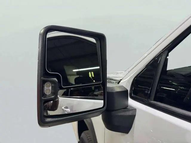 2022 GMC Sierra 2500HD 4WD Crew Cab Standard Bed AT4