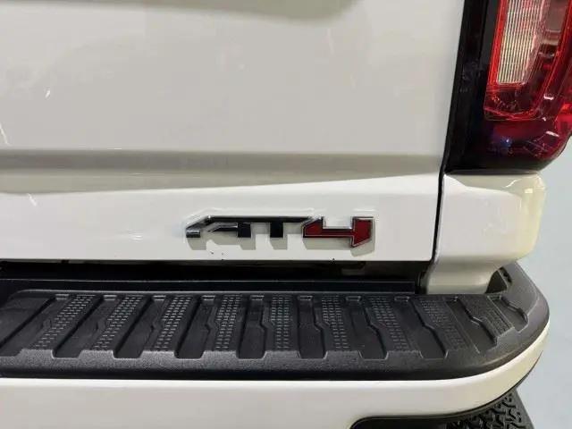 2022 GMC Sierra 2500HD 4WD Crew Cab Standard Bed AT4