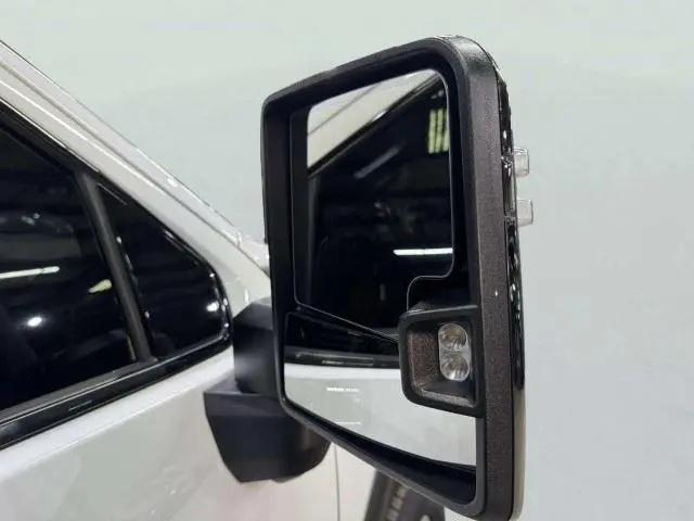 2022 GMC Sierra 2500HD 4WD Crew Cab Standard Bed AT4