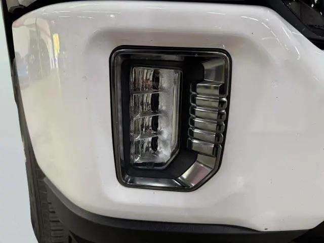2022 GMC Sierra 2500HD 4WD Crew Cab Standard Bed AT4
