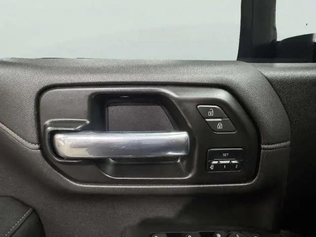 2022 GMC Sierra 2500HD 4WD Crew Cab Standard Bed AT4